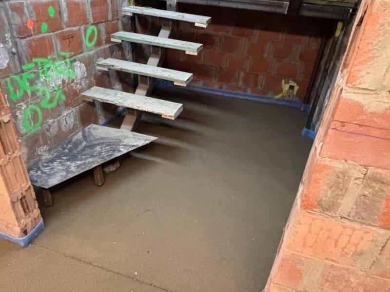 Réalisation - Chape de 300m²